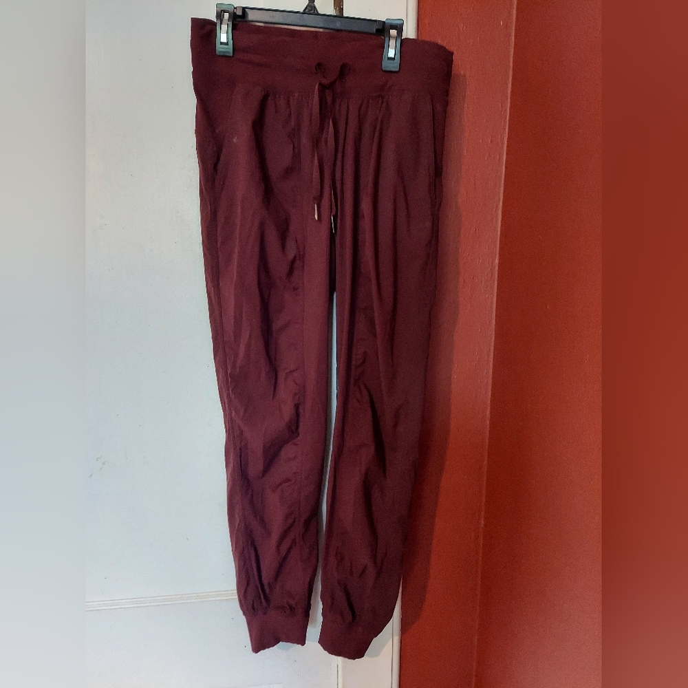 Lululemon joggers